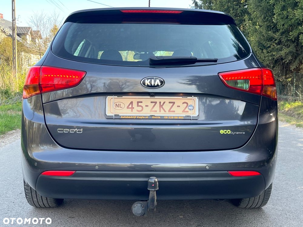 Kia Ceed - 6