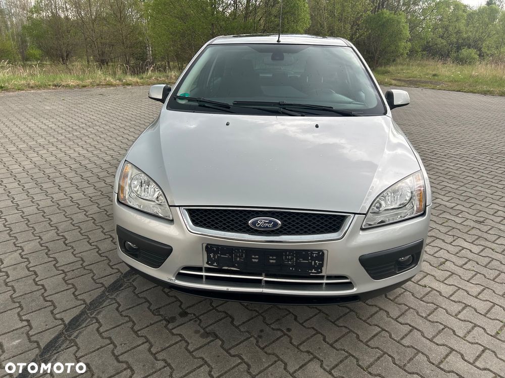 Ford Focus Ghia - 2