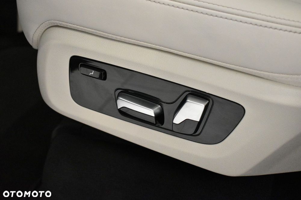 BMW X7 xDrive40i mHEV M Sport sport - 29