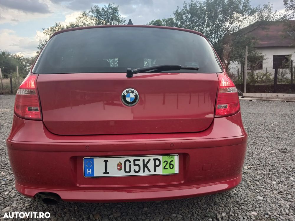 BMW Seria 1 118i - 3