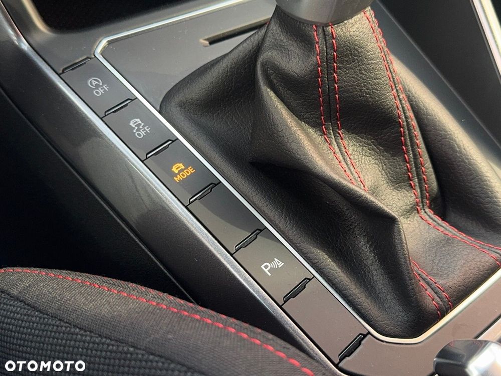 Volkswagen Polo - 23