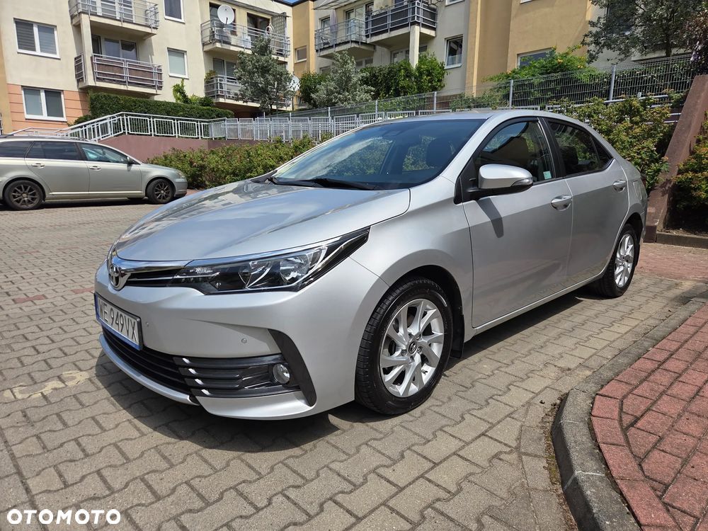 Toyota Corolla 1.6 Classic Plus - 1
