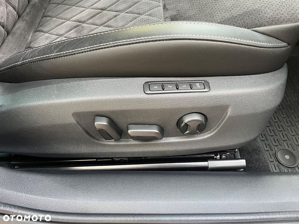 Skoda Superb 2.0 TSI Sportline DSG - 15