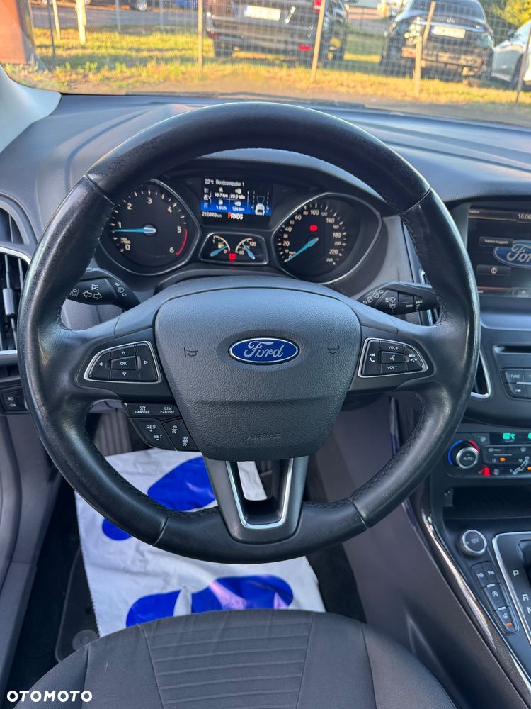 Ford Focus - 24