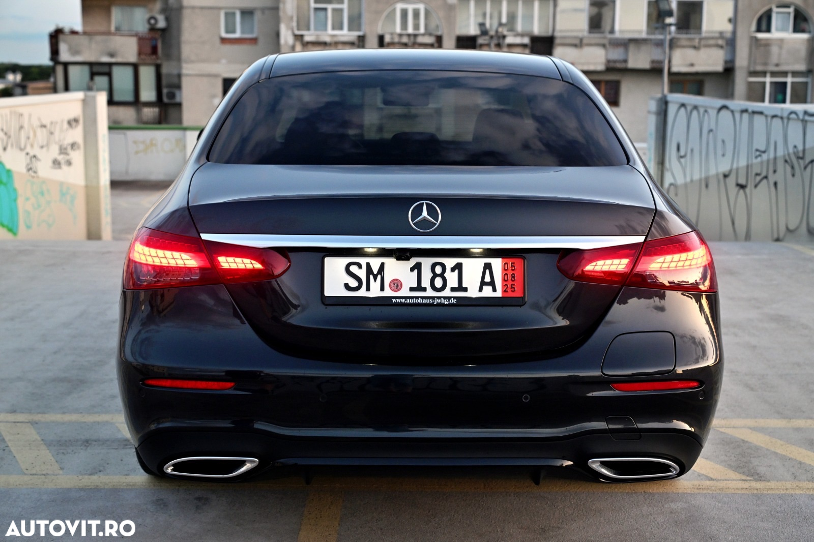 Mercedes-Benz E - 25
