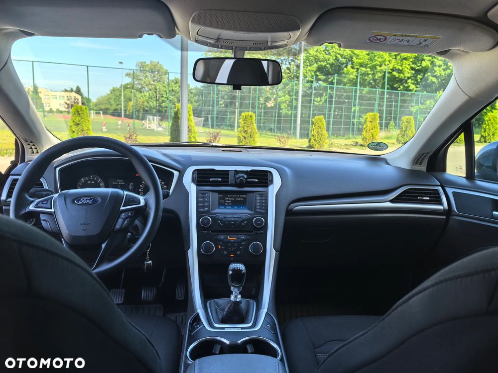 Ford Mondeo 2.0 TDCi Ambiente - 16
