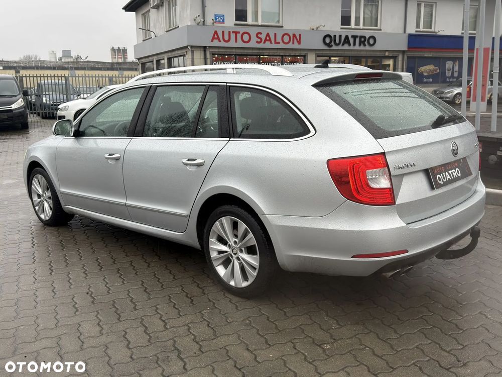 Skoda Superb 2.0 TDI Green tec 4x4 DSG Ambition - 5