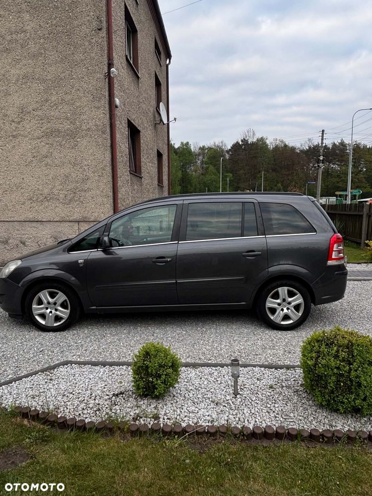 Opel Zafira 1.7 CDTI - 8