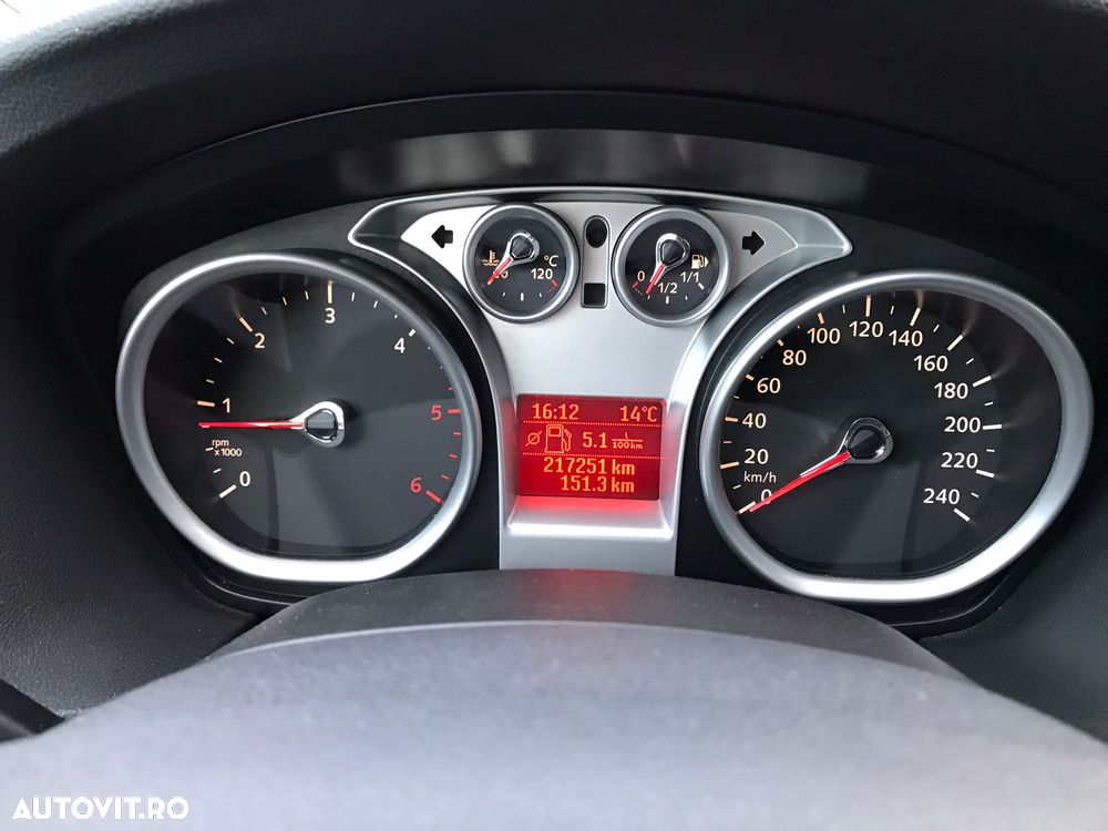 Ford Focus 1.6 TDCI DPF Concept - 6