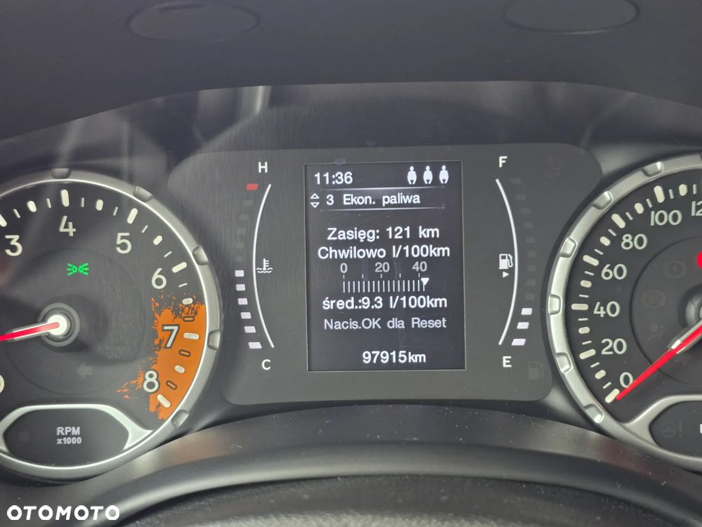 Jeep Renegade - 30