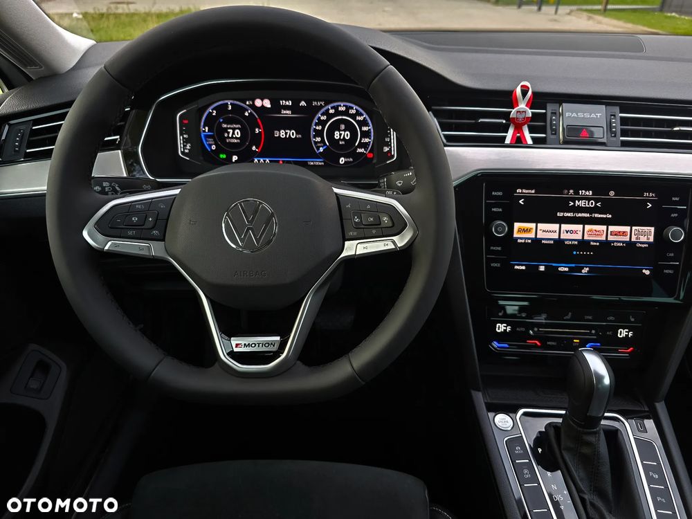 Volkswagen Passat 2.0 TDI Elegance DSG - 31