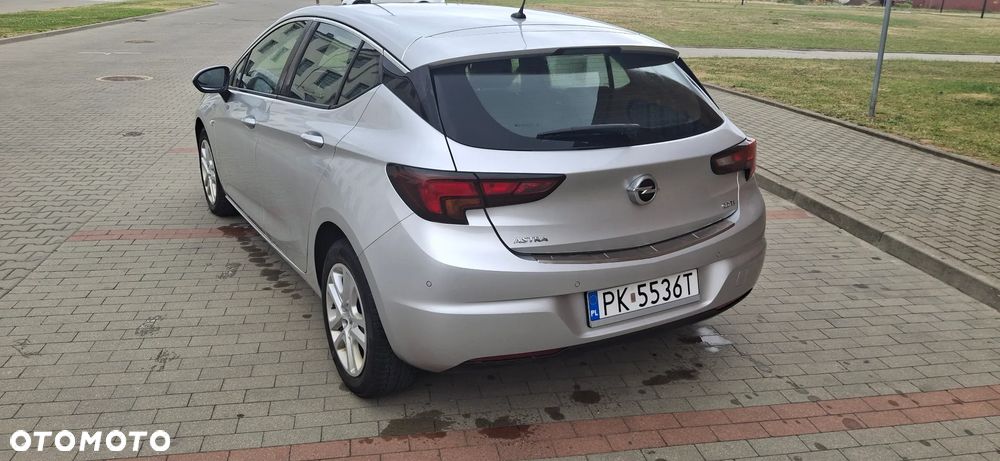 Opel Astra 1.6 CDTI Dynamic - 2