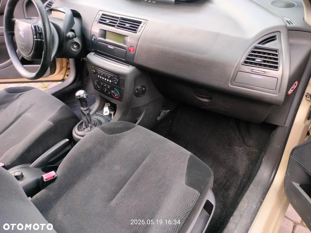Citroën C4 1.4 16V SX - 6