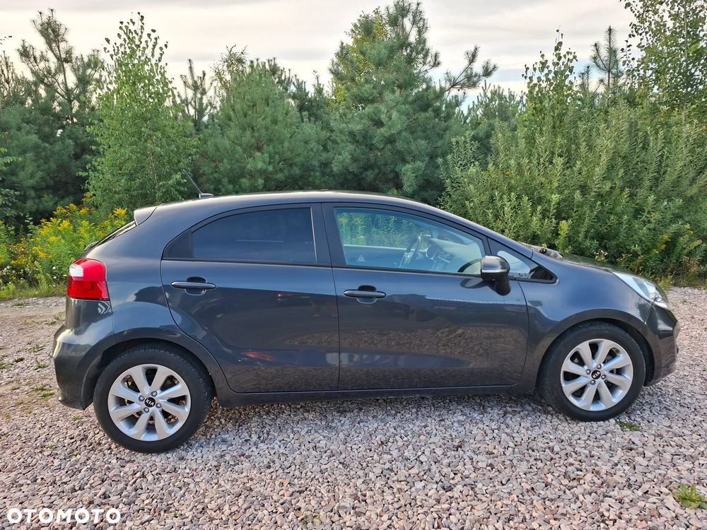 Kia Rio 1.2 Dream Team Edition - 18