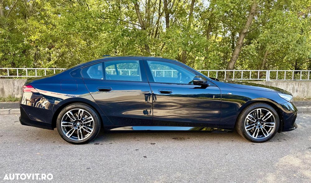 BMW Seria 5 520i AT MHEV - 6
