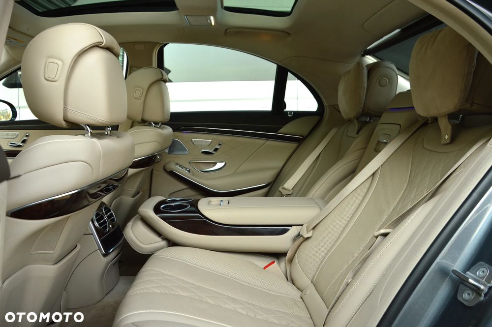 Mercedes-Benz Klasa S 560 4Matic 9G-TRONIC - 16