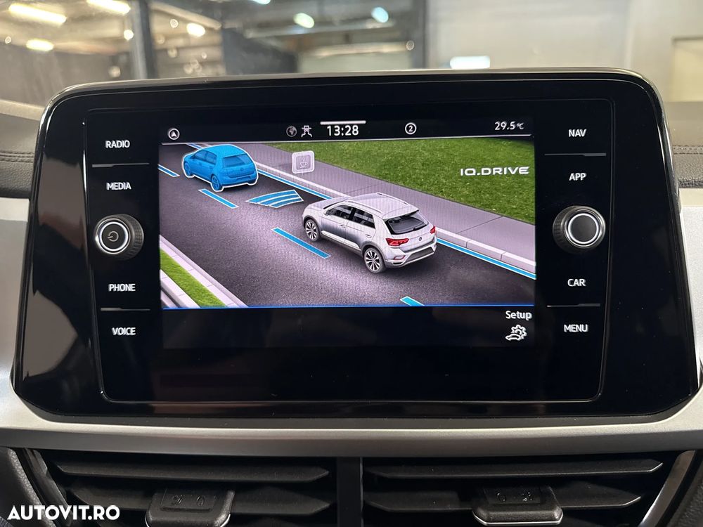 Volkswagen T-Roc - 20
