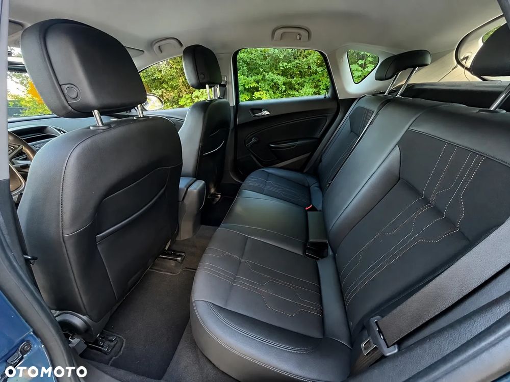 Opel Astra 1.7 CDTI Cosmo - 12