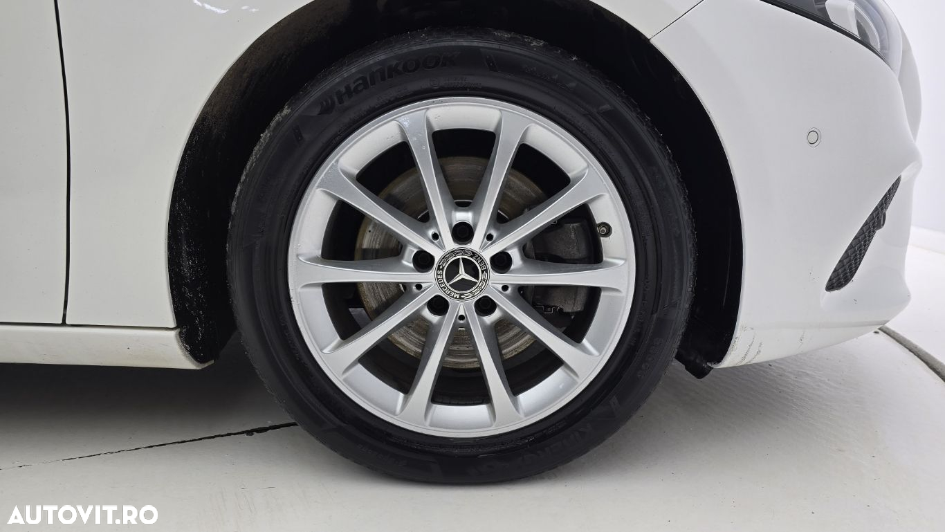 Mercedes-Benz A - 23