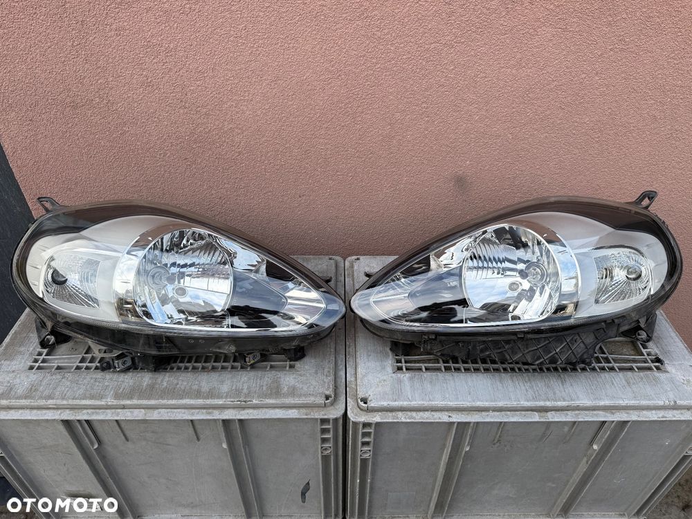 Lampa przednia FIAT PUNTO EVO KOMPLET EUROPA ORYGINALNE VALEO - 1