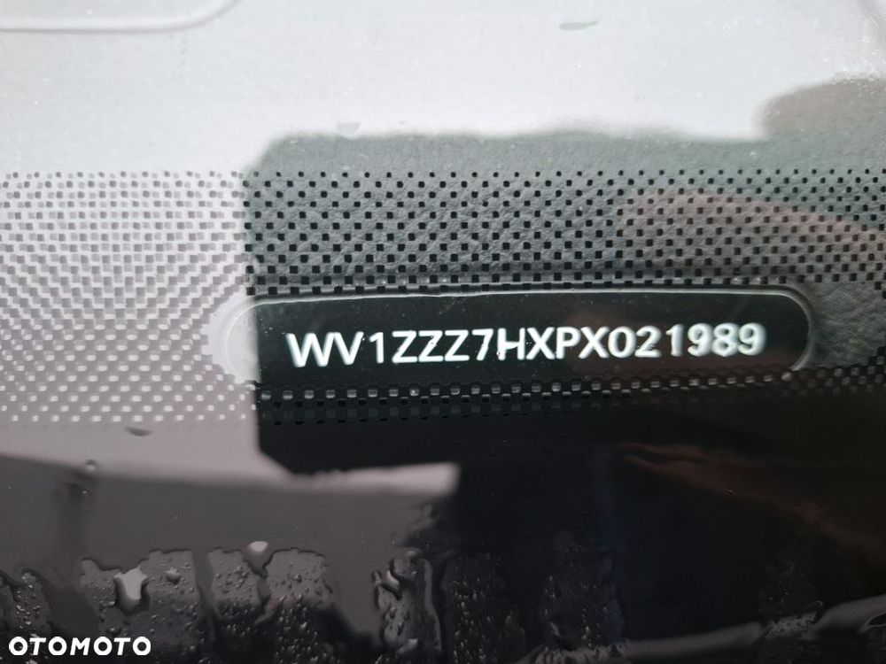 Volkswagen Transporter - 12