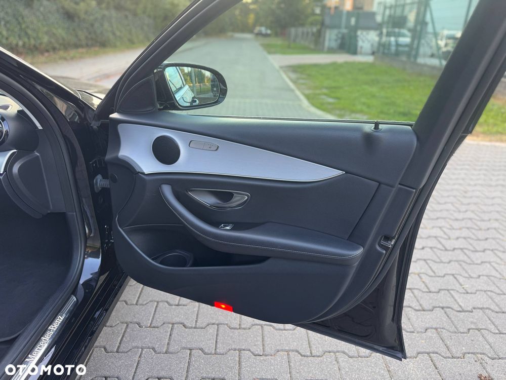 Mercedes-Benz Klasa E 220 d 9G-TRONIC Avantgarde - 15