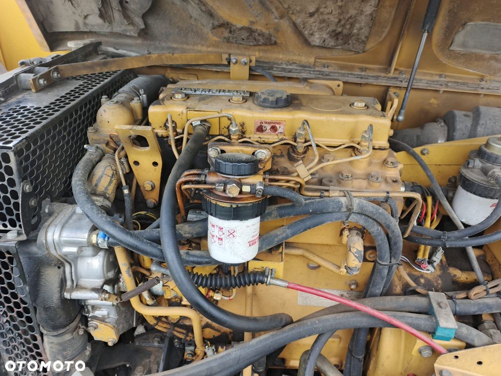 Caterpillar TH62 - 12