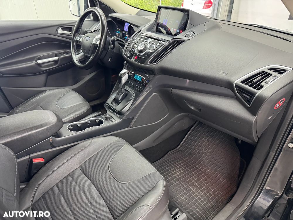 Ford Kuga 2.0 TDCi 4x4 Aut. Titanium - 6