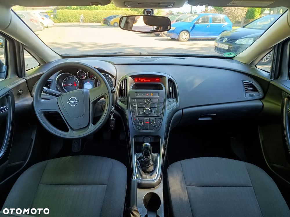 Opel Astra 1.4 Enjoy - 11