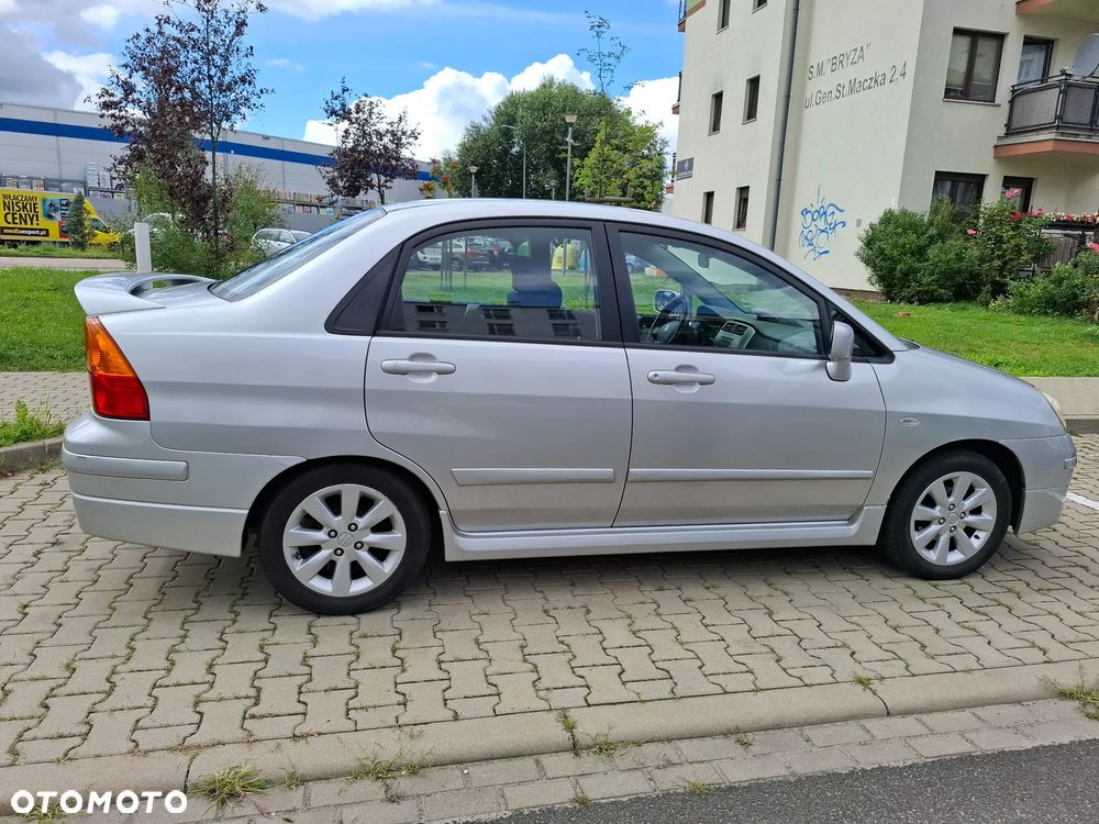 Suzuki Liana 1.6 - 13