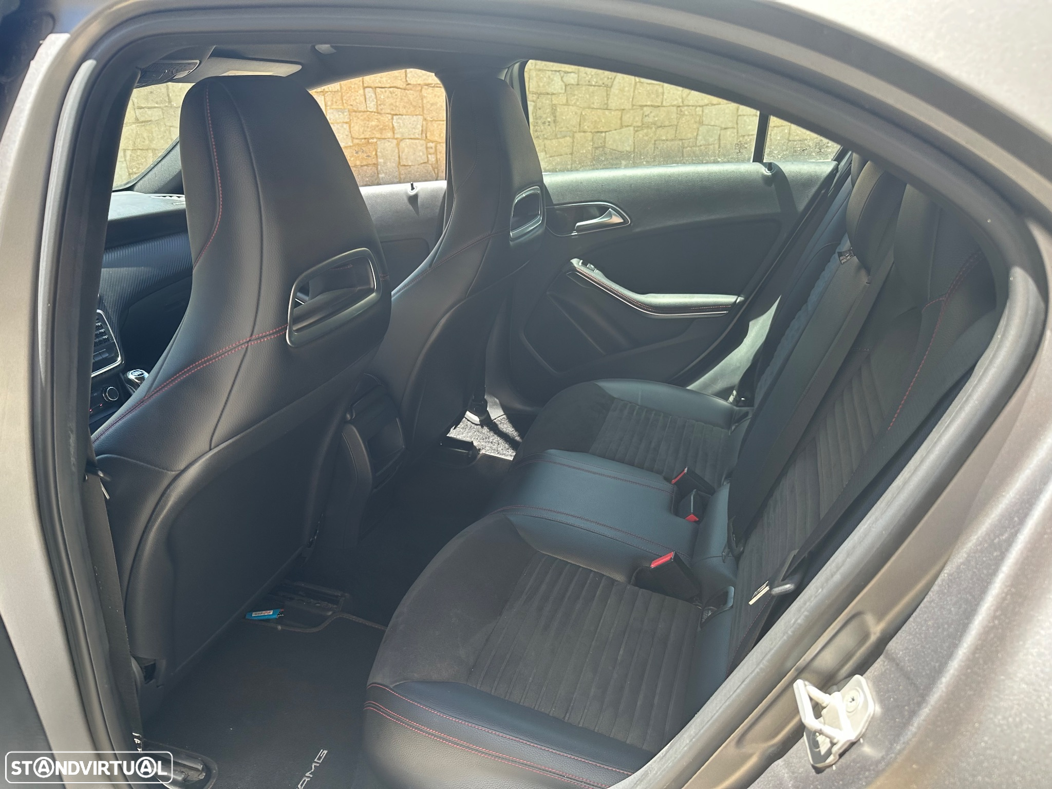 Mercedes-Benz A 180 d AMG Line - 16