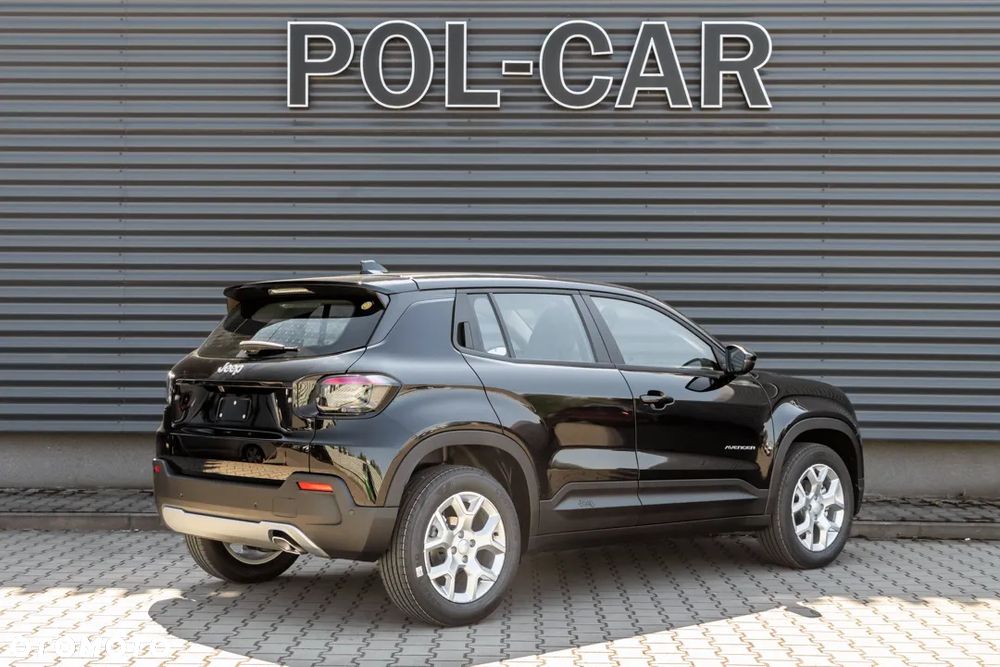 Jeep Avenger 1.2 T3 mHEV Altitude FWD eDCT6 - 11