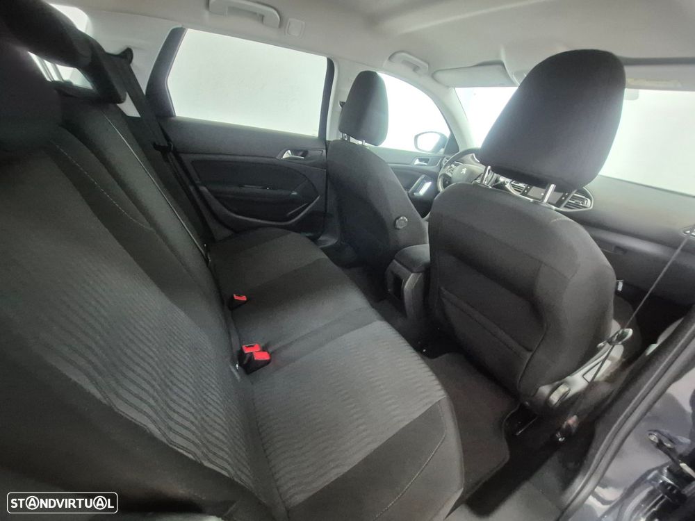 Peugeot 308 SW 1.2 PureTech Active - 19