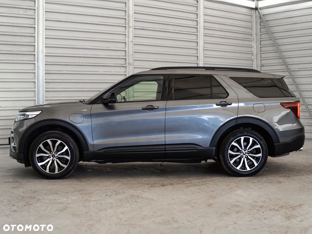 Ford Explorer - 8