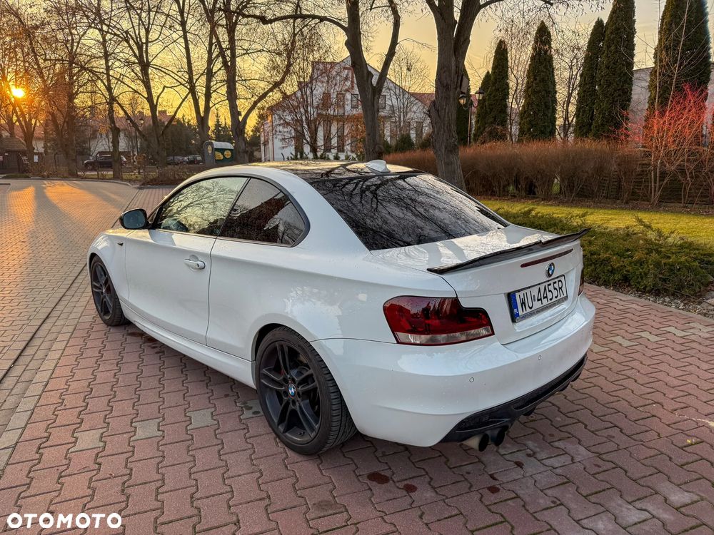 BMW Seria 1 135i Limited Edition Lifestyle mit M Sportpaket - 6