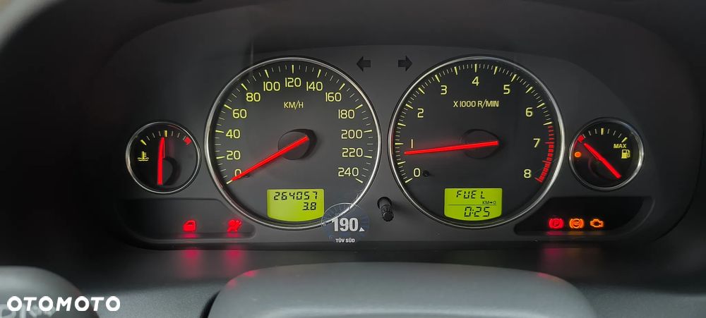 Volvo V40 2.0 '75' Elegance - 20