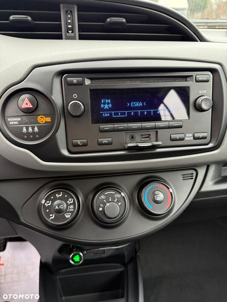 Toyota Yaris 1.0 Active - 13
