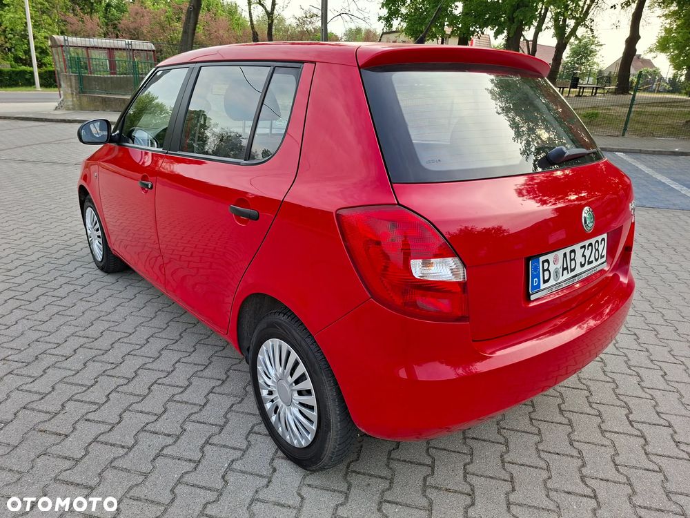 Skoda Fabia 1.2 HTP - 10