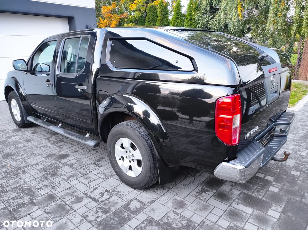 Nissan Navara 2.5 D Platinum - 12
