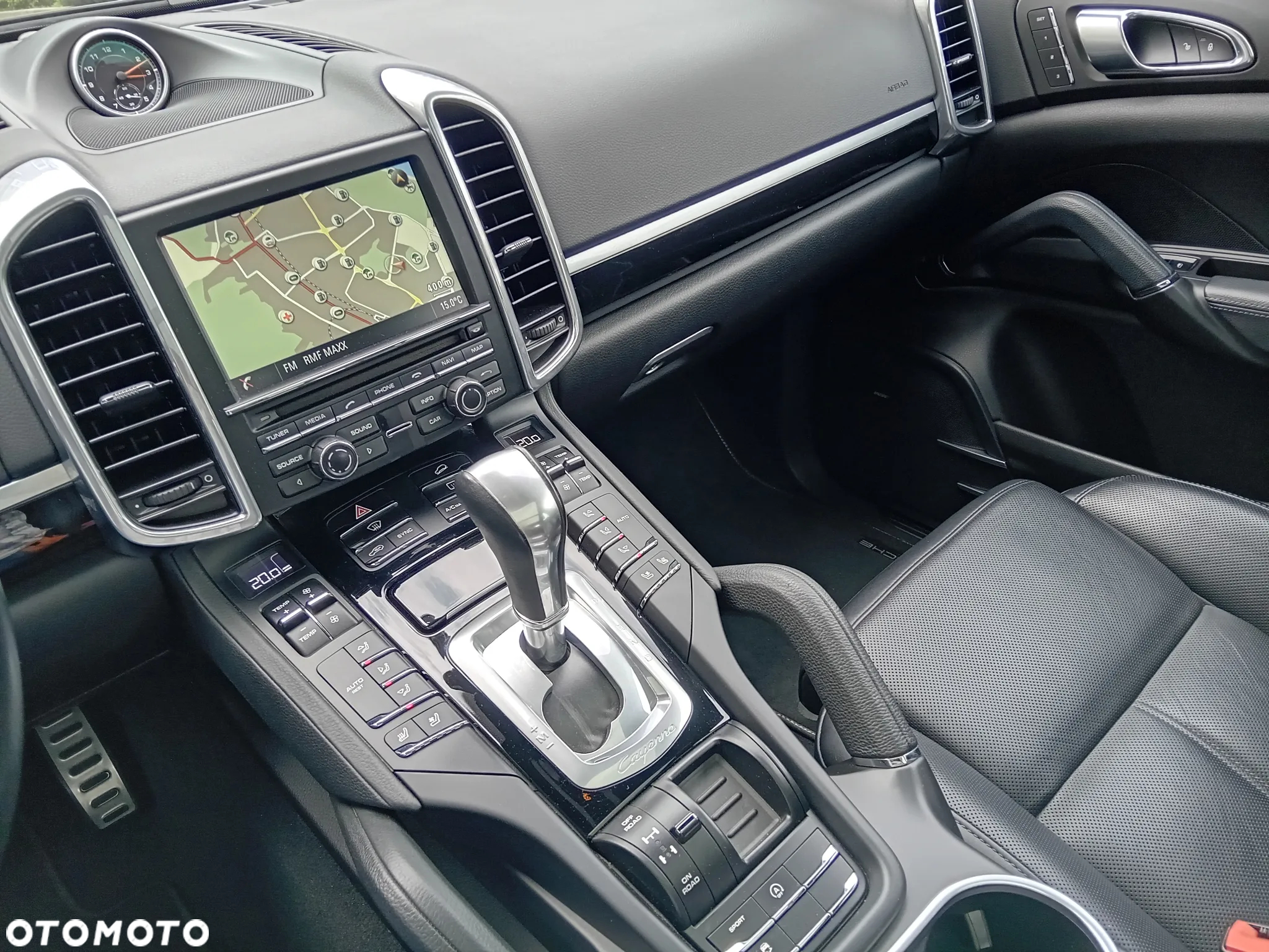 Porsche Cayenne S - 21