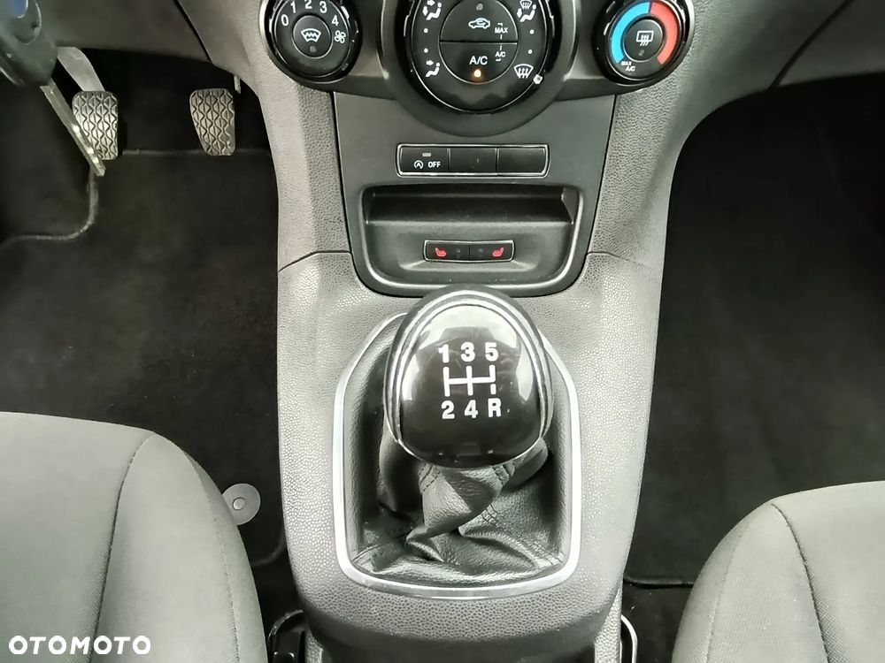 Ford Fiesta 1.0 Ambiente - 23
