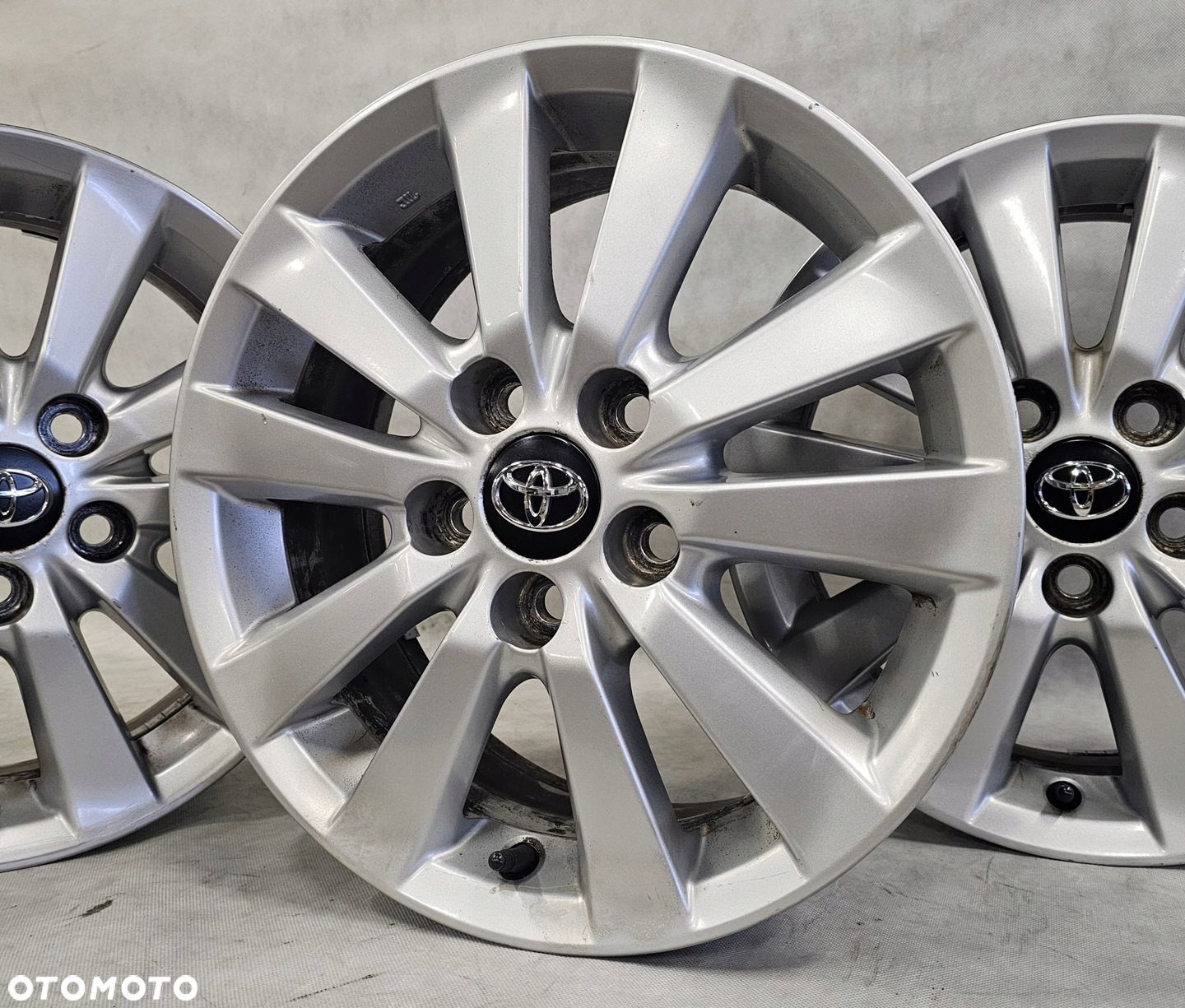 FELGI KOŁA TOYOTA AURIS AVENSIS COROLLA RAV 4 6,5x16 ET45 - 1