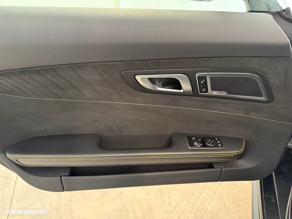 Mercedes-Benz AMG GT R - 20