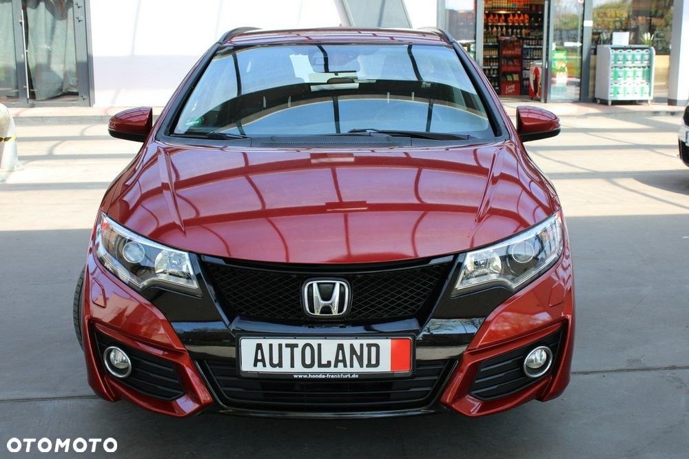 Honda Civic 1.8 Elegance (Honda Connect+) - 2