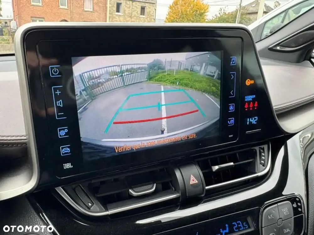 Toyota C-HR 1.2 T Premium - 10