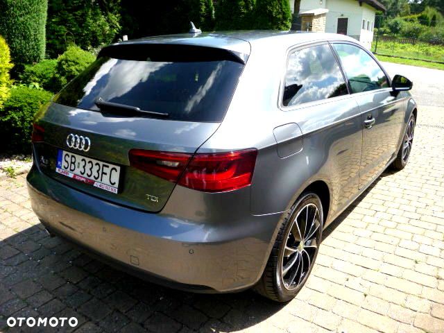 Audi A3 3-drzwiowe 1.6 TDI clean diesel Attraction S tronic - 40