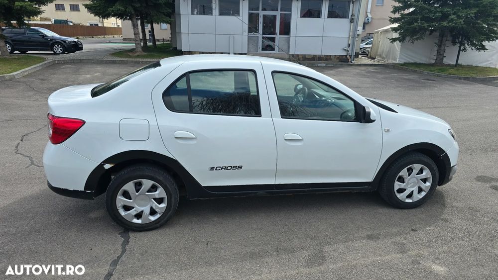Dacia Logan 1.5 dCi 90 CP Laureate - 4