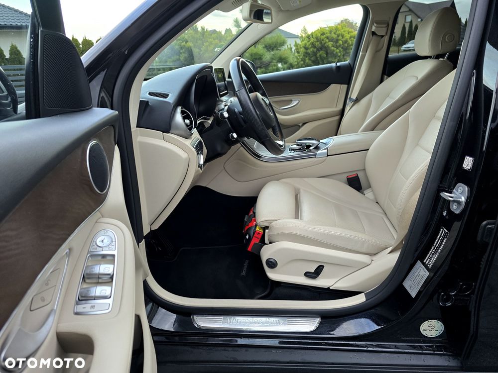 Mercedes-Benz GLC Coupe 250 4-Matic - 20
