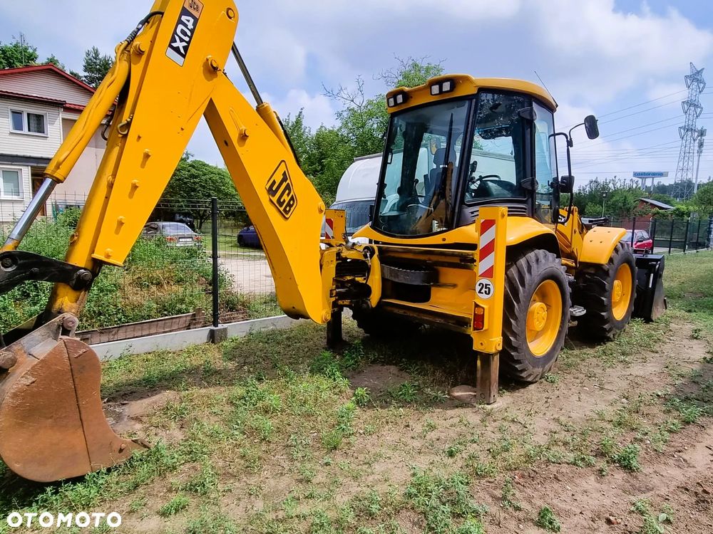 JCB 4CX - 1