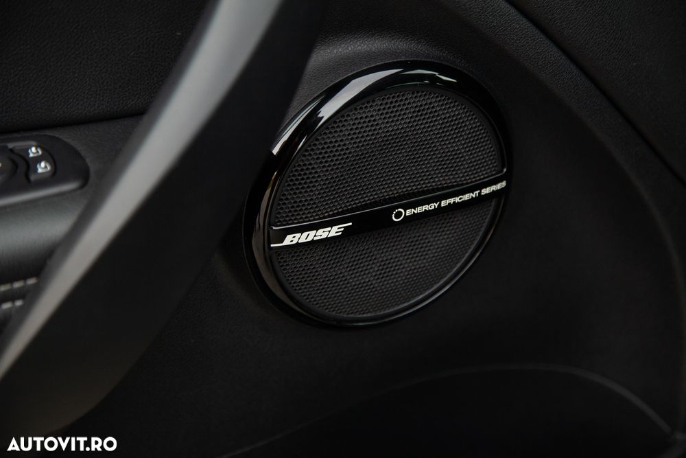 Renault Megane ENERGY dCi 130 Start & Stop Bose Edition - 23